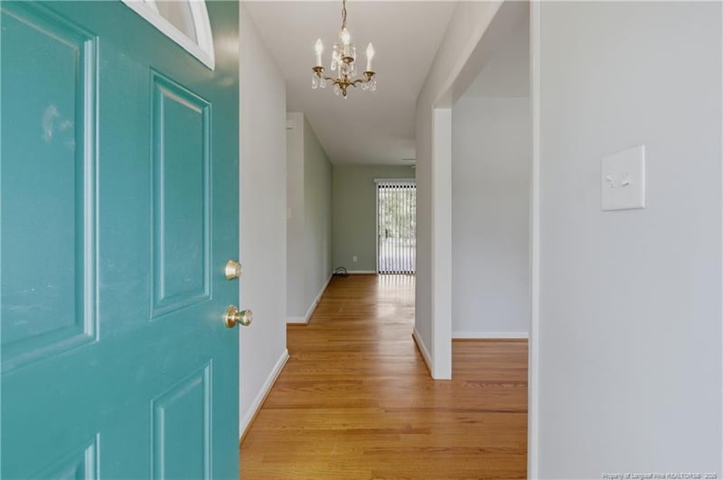 1413 Camelot Dr, Fayetteville, NC 28304