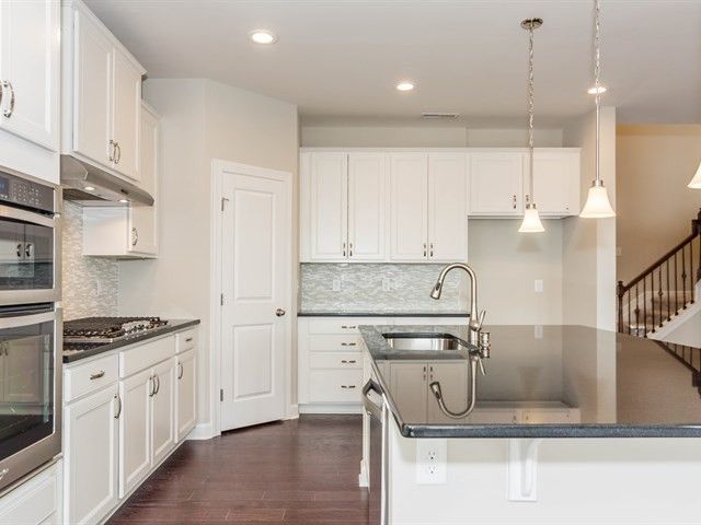 1413 Capstone Dr, Durham, NC 27713