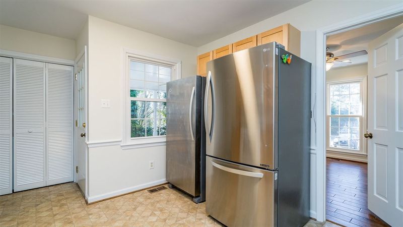1413 Debra Dr, Cary, NC 27511