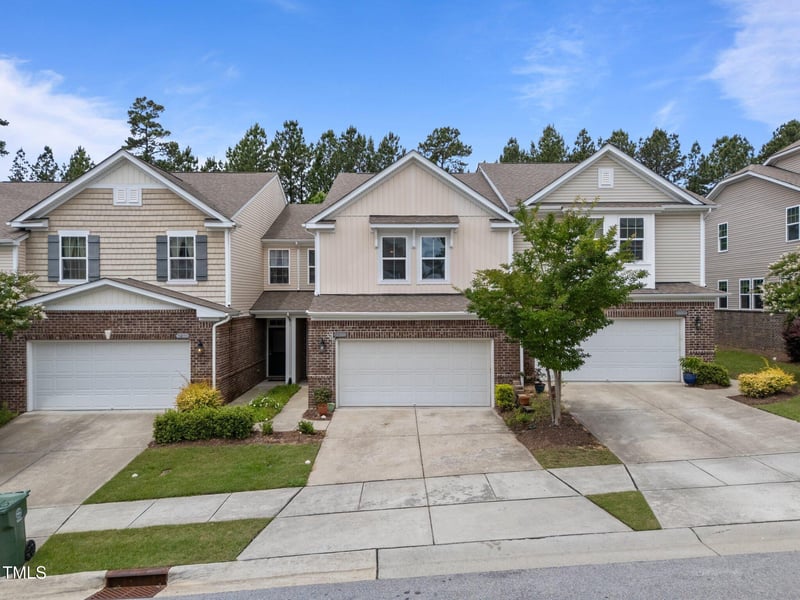1413 Glenwater Dr, Cary, NC 27519
