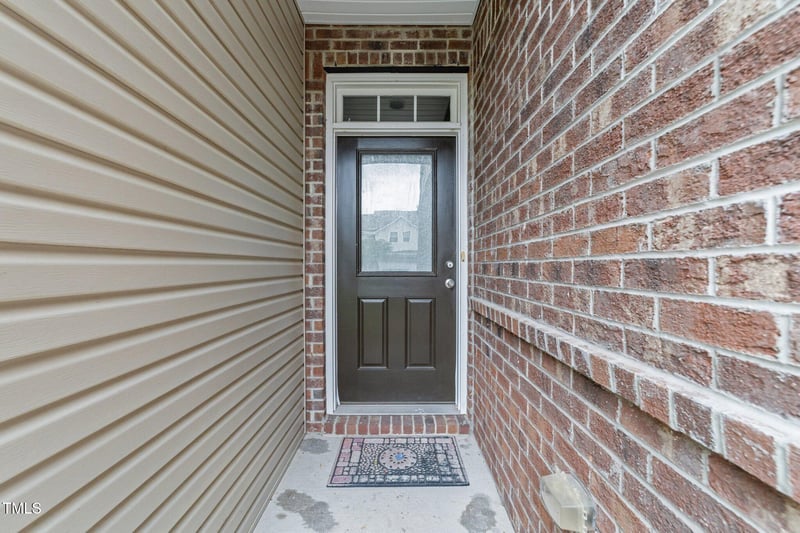 1413 Glenwater Dr, Cary, NC 27519