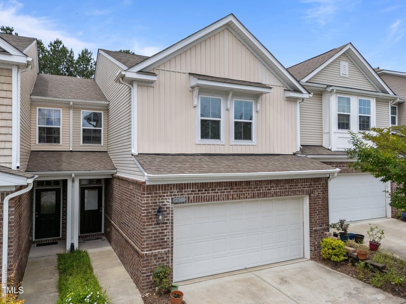 1413 Glenwater Dr, Cary, NC 27519