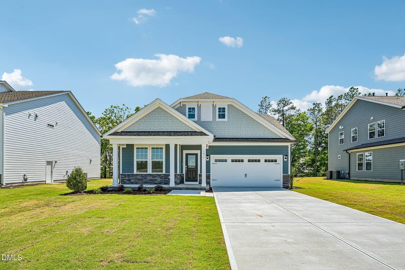 1413 Green Cypress Dr, Zebulon, NC 27597