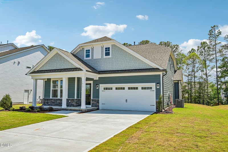 1413 Green Cypress Dr, Zebulon, NC 27597