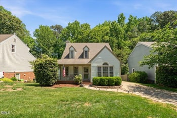 1413 Greenside Dr, Raleigh, NC 27609