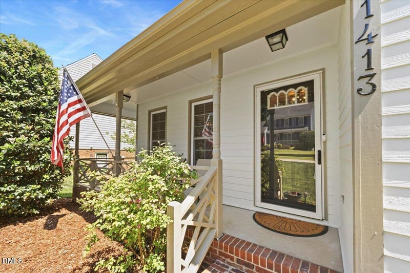 1413 Greenside Dr, Raleigh, NC 27609
