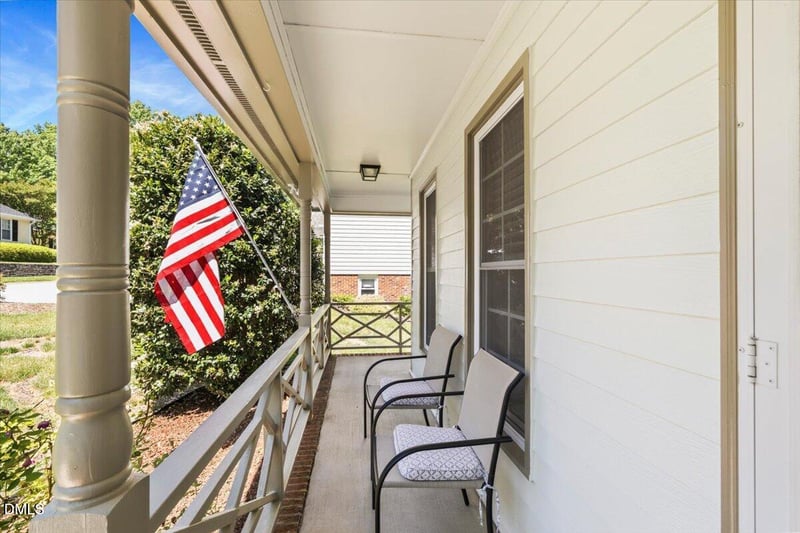 1413 Greenside Dr, Raleigh, NC 27609