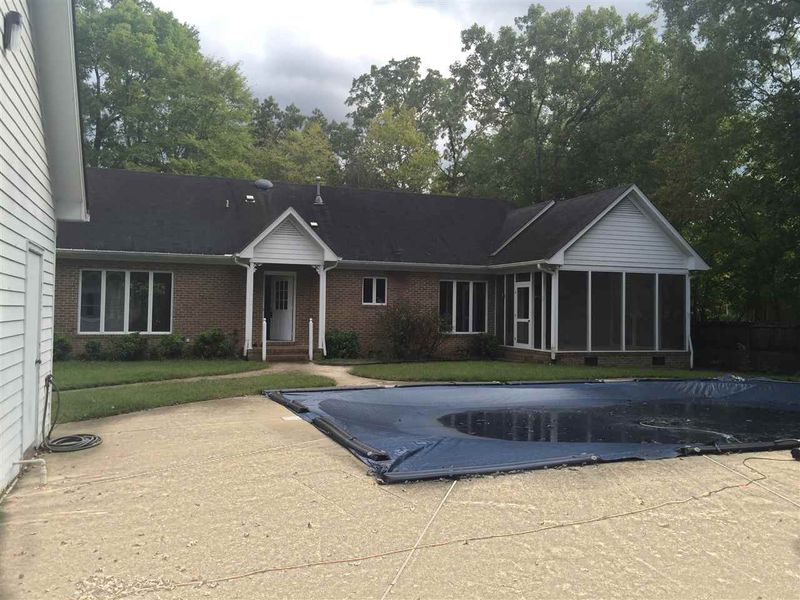 1413 Meadston Dr, Durham, NC 27712