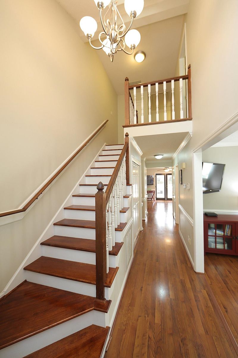 1413 Morningsdale Dr, Raleigh, NC 27609