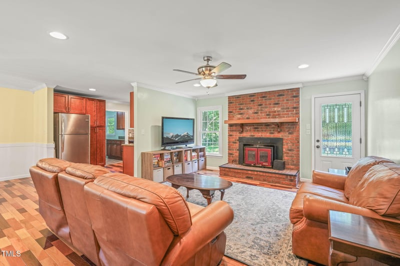 1413 Roy Averette Dr, Raleigh, NC 27603