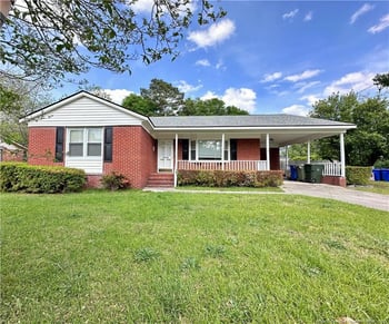 1413 Skycrest Dr, Fayetteville, NC 28348