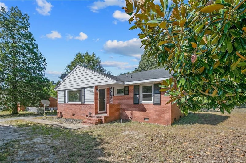 1413 Stansfield Dr, Fayetteville, NC 28303