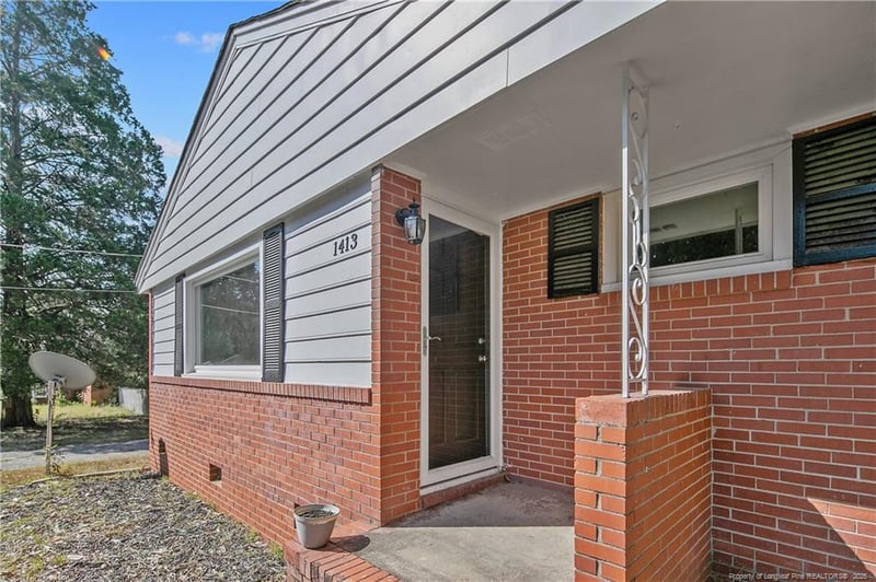 1413 Stansfield Dr, Fayetteville, NC 28303