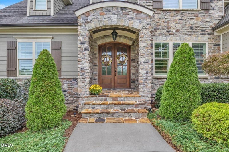 1413 Yardley Dr, Wake Forest, NC 27587