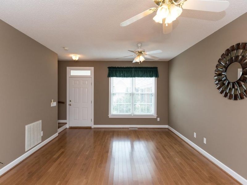 1414 Collins Dr B3, Burlington, NC 27215