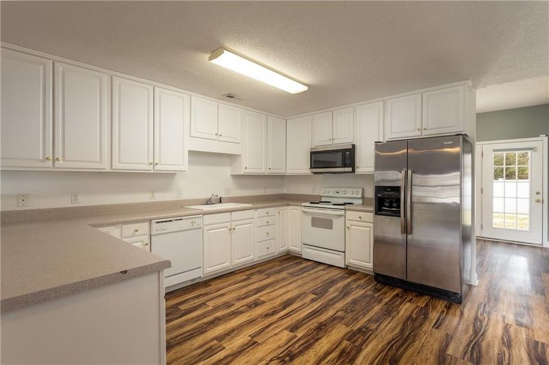 1414 Collins Dr #C10, Burlington, NC 27215