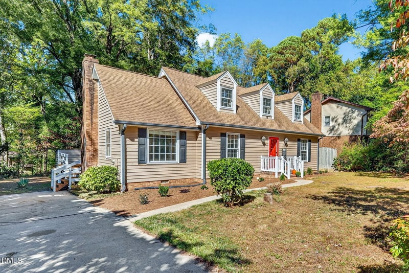 1414 Debra Dr, Cary, NC 27511