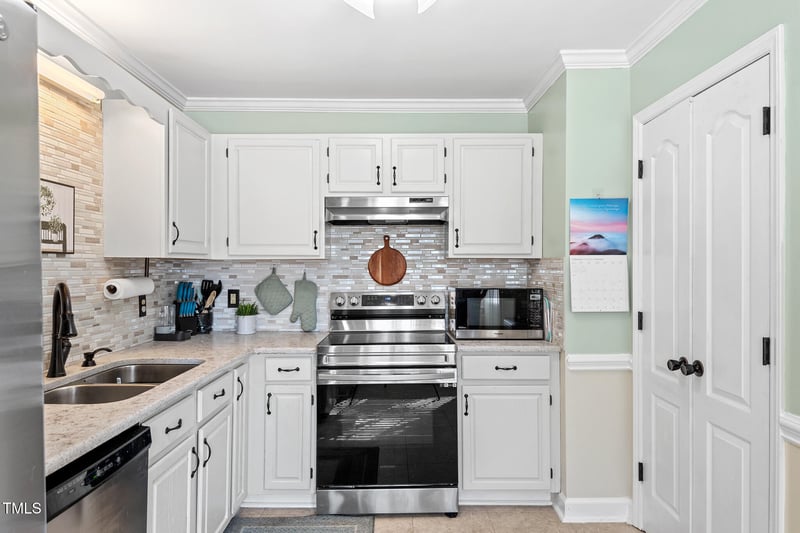 1414 Mahonia Ct, Raleigh, NC 27615