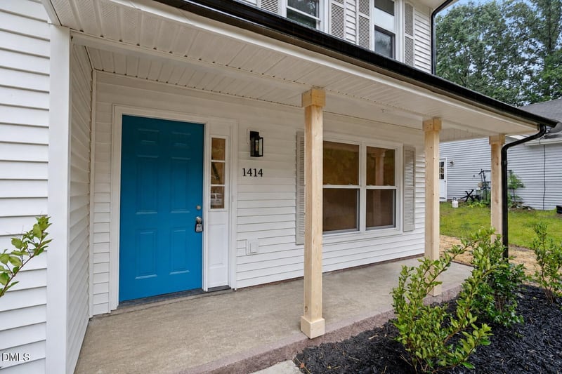 1414 Ravensthorpe Dr, Fuquay Varina, NC 27526