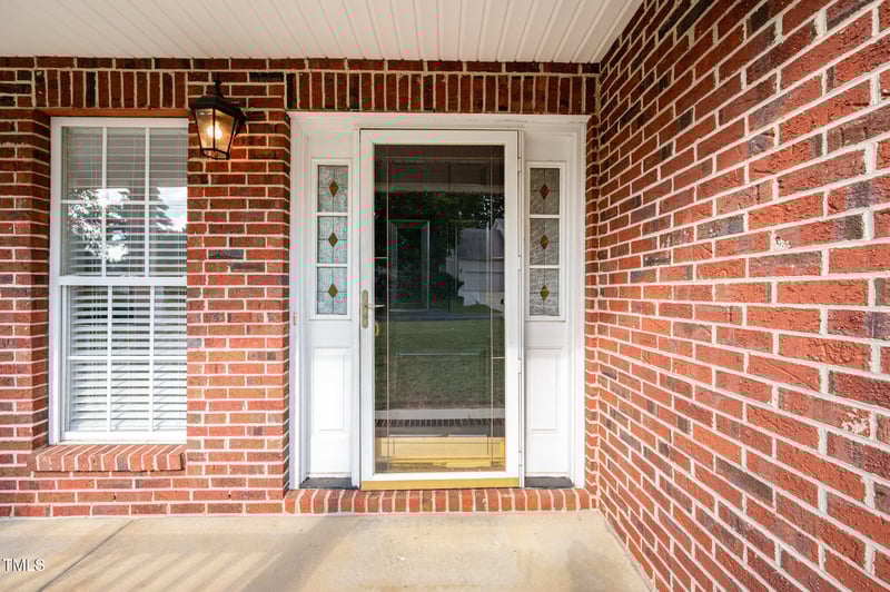 1414 Waterford Green Dr, Apex, NC 27502