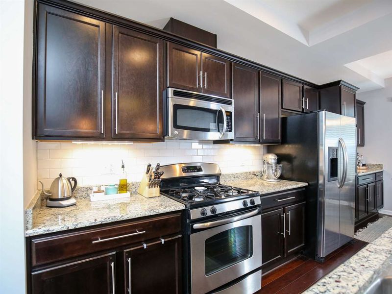 1415 Ardara Ln, Raleigh, NC 27607