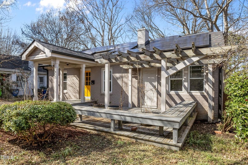 1415 Courtland Dr, Raleigh, NC 27604