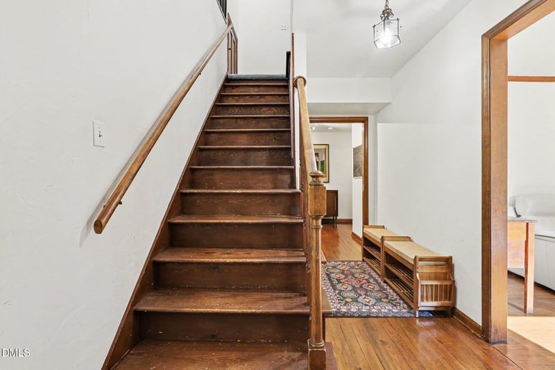 1415 Debra Dr, Cary, NC 27511