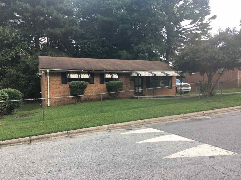 1415 Hearthside Dr, Durham, NC 27797
