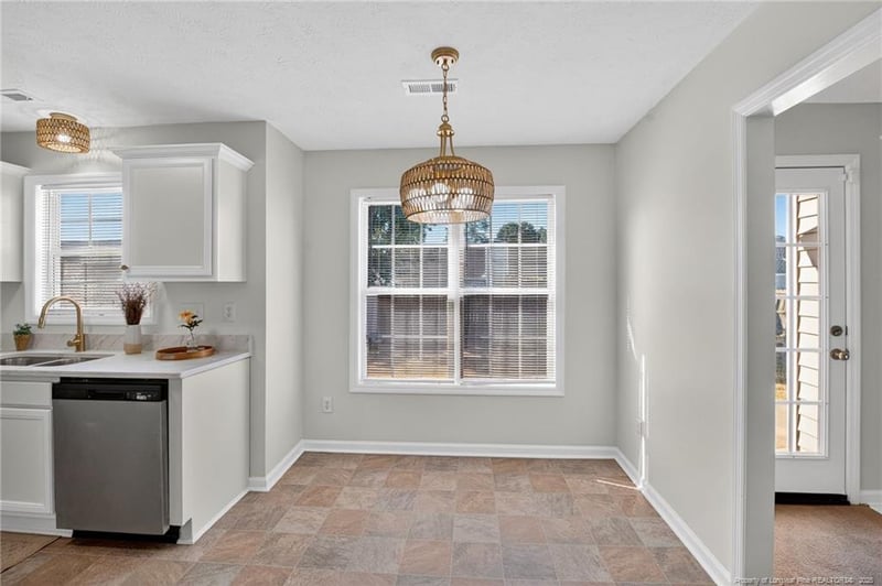 1415 Oldstead Dr, Fayetteville, NC 28306