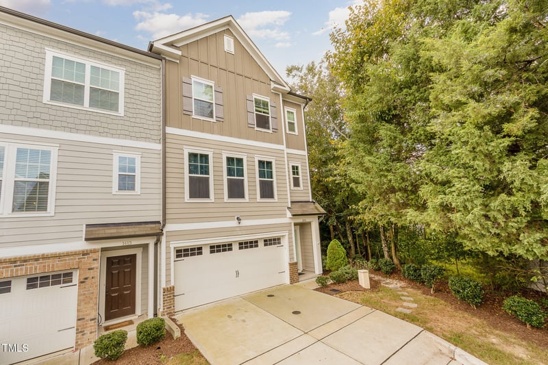 1415 Regents Ln, Apex, NC 27502