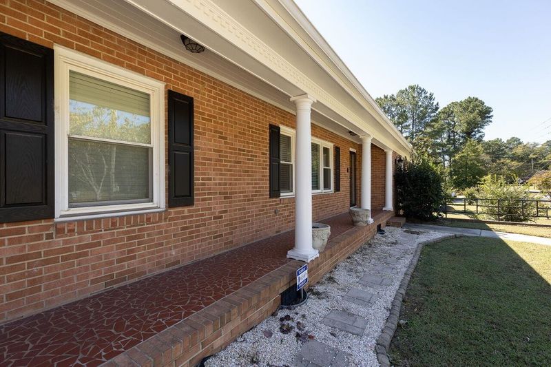 1415 Vandora Springs Rd, Garner, NC 27529