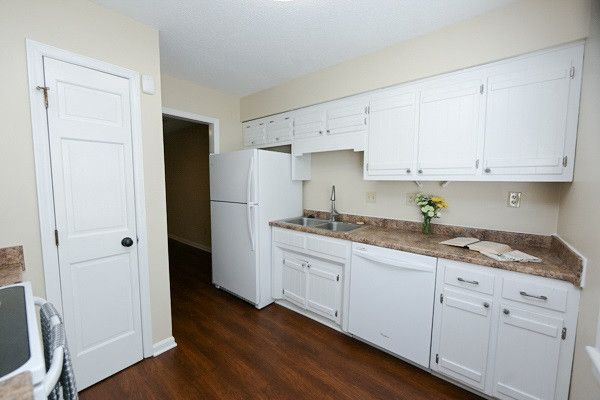 1416 Kent Rd, Raleigh, NC 27606