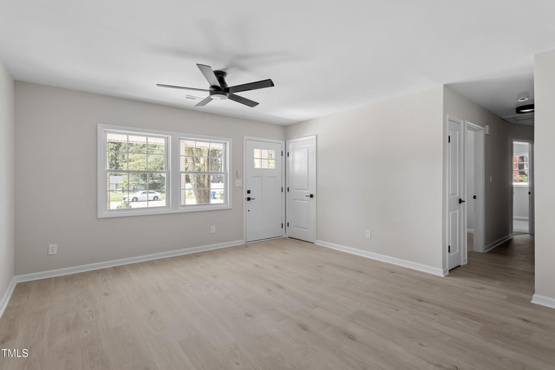 1416 Oakhill Ct, Raleigh, NC 27610