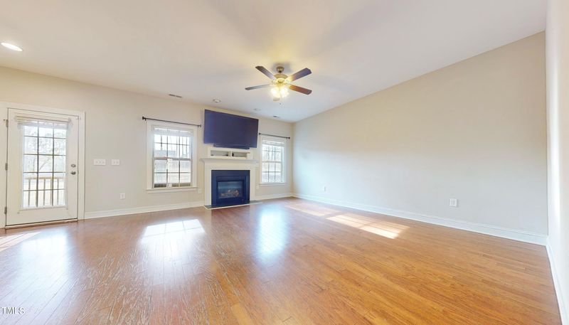 1416 Stone Wealth Dr, Knightdale, NC 27545