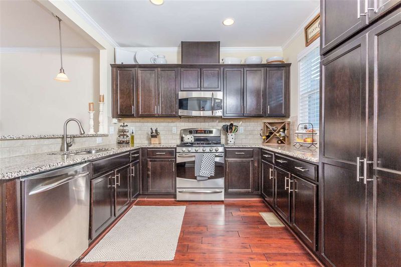1417 Ardara Ln, Raleigh, NC 27607