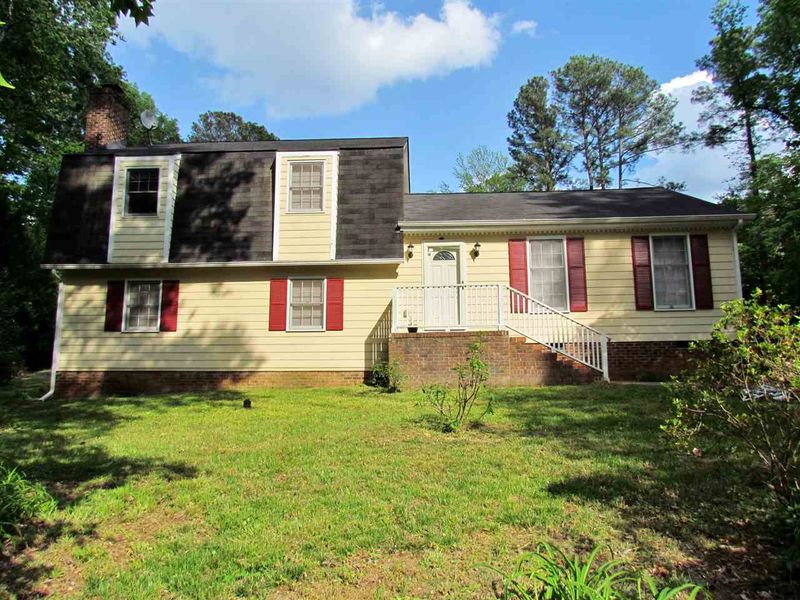 1417 Brunson Ct, Cary, NC 27511