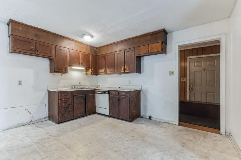 1417 Hearthside St, Durham, NC 27707