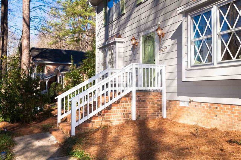 1417 Helmsdale Dr, Cary, NC 27511