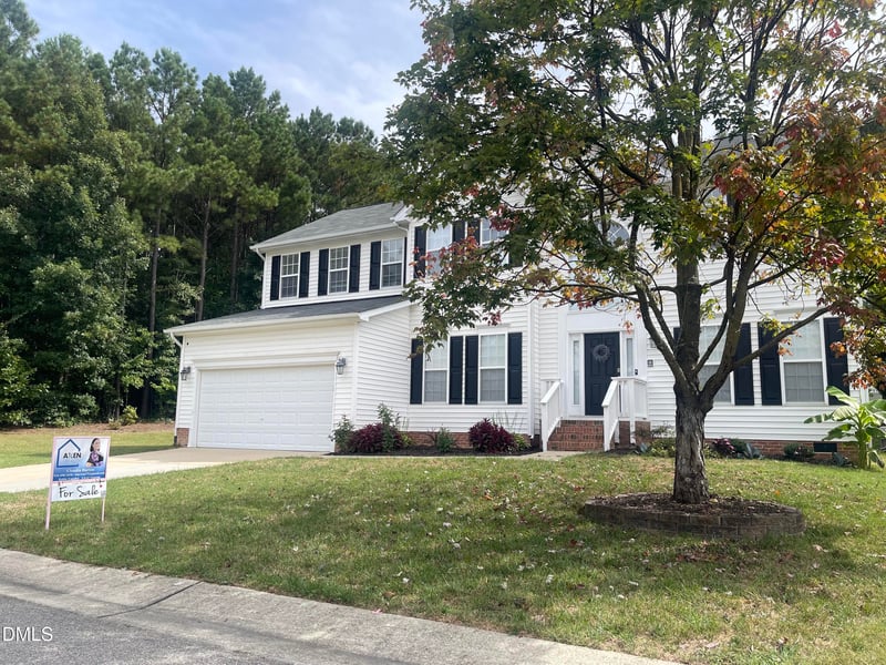 1417 White Opal Dr, Knightdale, NC 27545