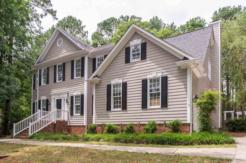 1417 Whittington Dr, Raleigh, NC 27614