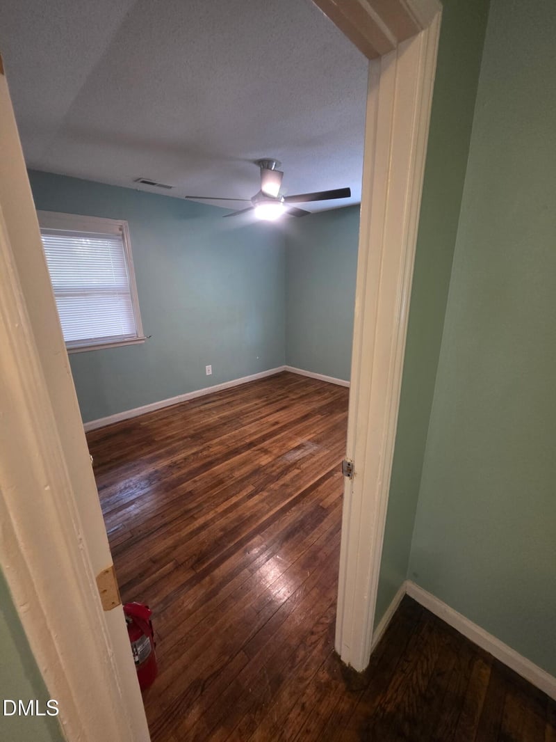 1418 Hearthside St, Durham, NC 27707