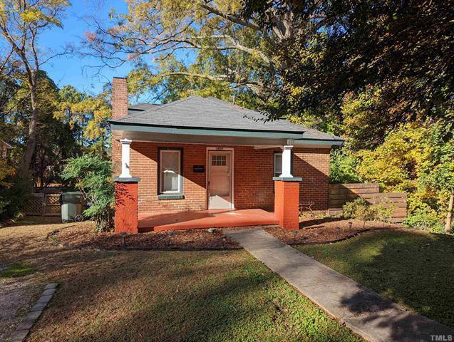 1419 Courtland Dr, Raleigh, NC 27604