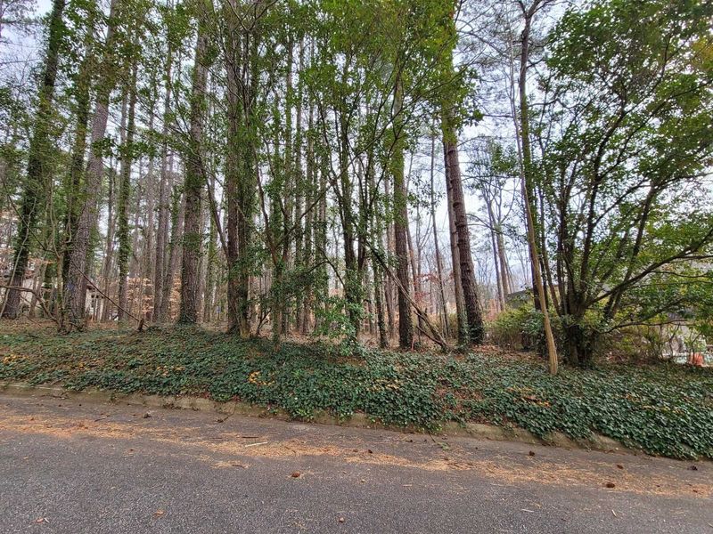 1419 Debra Dr, Cary, NC 27511