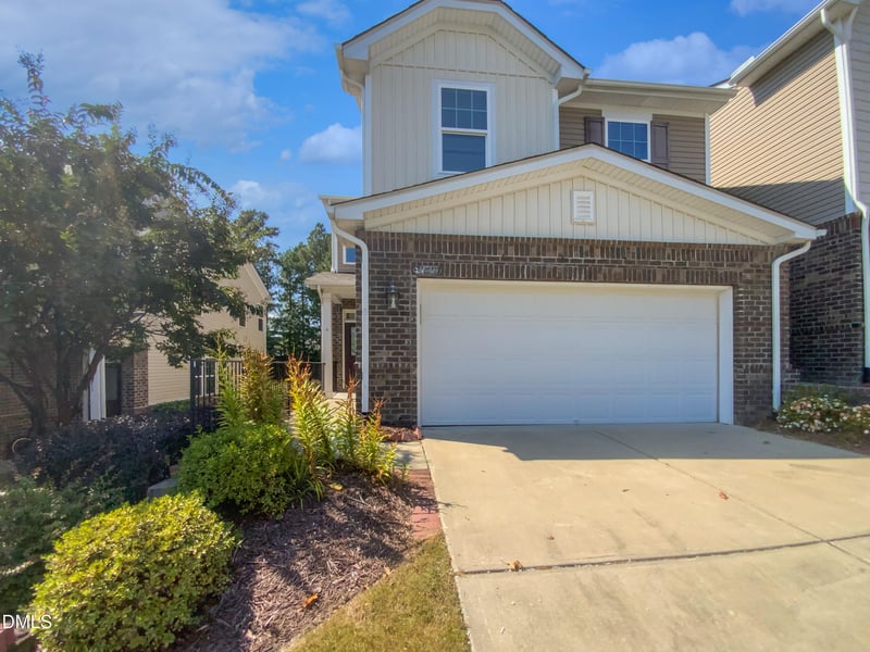 1419 Glenwater Dr, Cary, NC 27519