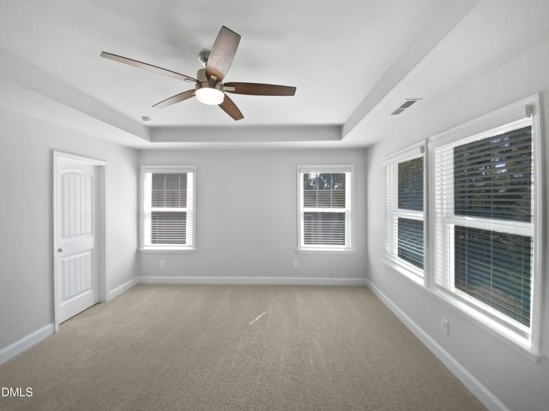 1419 Glenwater Dr, Cary, NC 27519