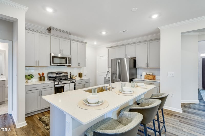 142 Beachcomber Dr, Lillington, NC 27546