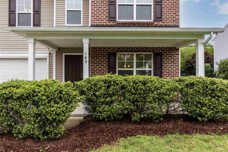 142 Brockton Ridge Dr, Garner, NC 27529