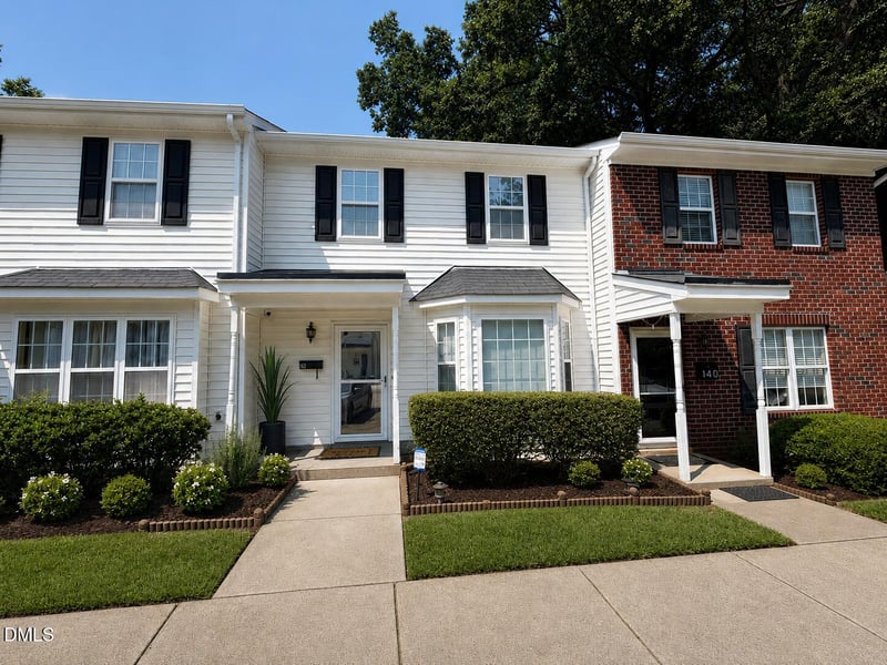 142 Callan Park Ln, Cary, NC 27511