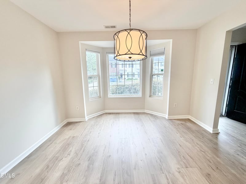 142 Callan Park Ln, Cary, NC 27511