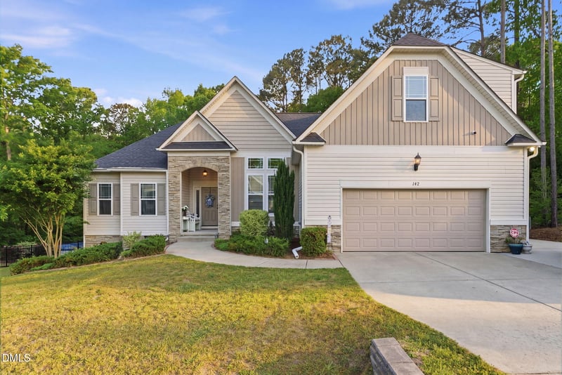 142 Candlenut Ln, Smithfield, NC 27577